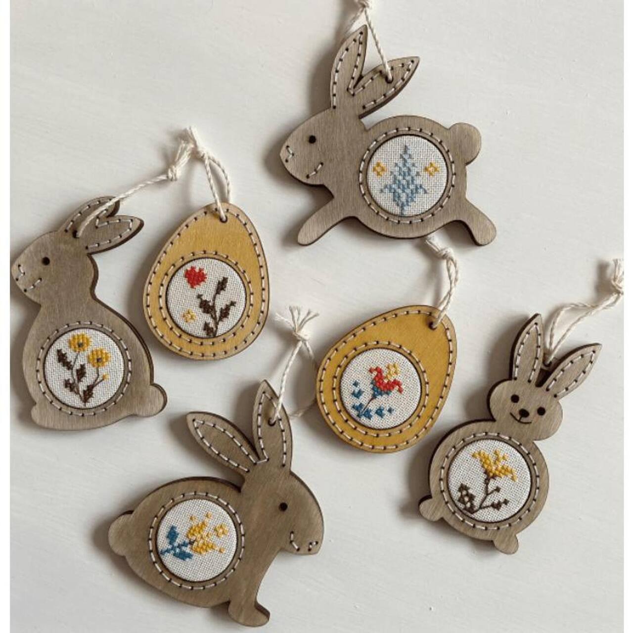 Neocraft Easter Charms Cross Stitch Frame Set